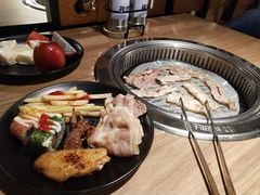 -千滋百味自助烤肉火锅(东门町店)