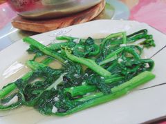 -银峰农庄·特色烧鸡·鲜无花果浸鸡