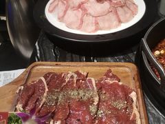 -热火朝天鲜切牛肉火锅(南强街巷店)