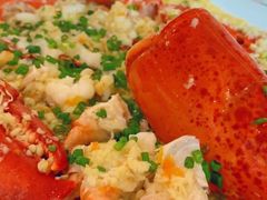 -三亚火车头万人海鲜广场