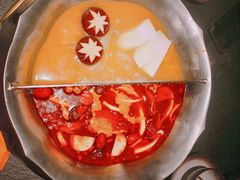 -湊湊火锅·茶憩(杭州湖滨银泰in77店)