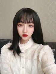 -时尚殿堂明星门店