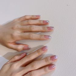 -花系美·美甲美睫精品店
