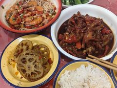 -老三样·美食研究中心(世贸路店)