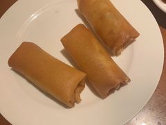 鸡丝脆春卷-杭州JW万豪酒店-万豪中餐厅