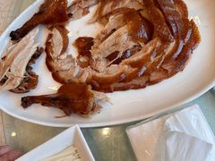 金牌片皮鸭-亢龙太子酒轩(东湖店)