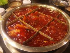 -邓莽子老火锅(中兴路总店)
