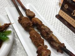戈壁滩红柳烤肉-巴扎美食·新疆菜·西域歌舞表演餐厅(新疆大厦店)