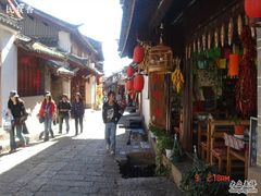 餐厅-民食香·腊排骨野生菌美食(木府店)