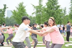 -爱尔乐美孕产瑜伽·普拉提