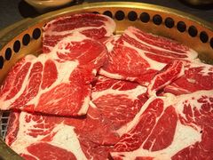 -铭牛烧肉·和牛海鲜自助(高新月牙湖店)