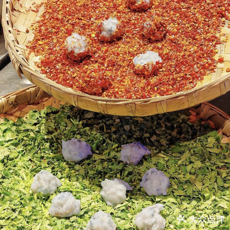 萍姐火锅真的太超前了!这一口下去含金量贼高!