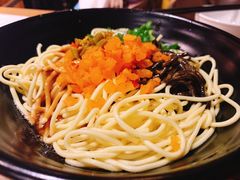 鸳鸯酱热干面-汪爹爹武汉牛三鲜(朝外大街店)