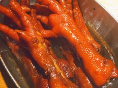 弄堂里的卤鸡爪-弄堂里(万联城店)