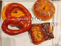 -HOT CRUSH趁热集合·现烤面包(上海环球港店)