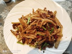 脆骨炒藕丝-丽华园(青少年宫店)