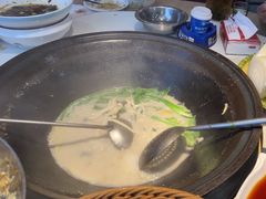 -陈大锅·岳阳鱼馆·地道岳阳菜(美食街店)