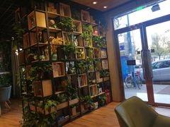 靠窗位-ZING COFFEE 镜咖啡