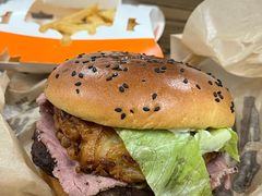 -汉堡王(颐和汇邻湾广场店)