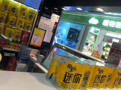 -周黑鸭(北京海淀区新中关店)