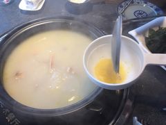 -大匠工房古船木艺术餐厅·猪肚鸡专门店(长白仙岛店)