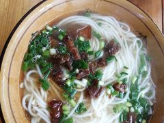 -肇兴特色牛肉粉