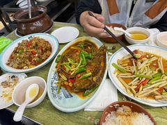 -民间瓦缸煨汤館(嵩山路店)