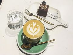 -UNI UNI(环亚凯瑟琳店)