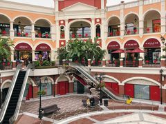 -佛罗伦萨小镇广佛名品奥特莱斯(疏港路店)