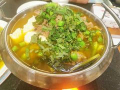 -万重锦·人文川菜馆(骡马市店)