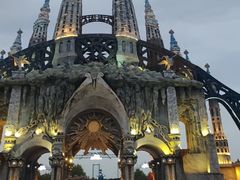 -泉城欧乐堡戏水湾艺术养生温泉