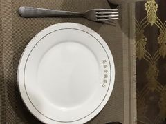 -满洲里饭店-尼基金俄餐厅