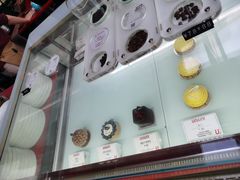 -UNI UNI(环亚凯瑟琳店)