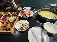 -野菌皇海景野生菌火锅(滨海大道店)