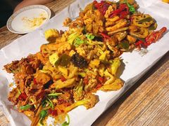 -嗨辣小聚·盘锦河蟹·海鲜烧烤龙虾(盘锦十年好店)