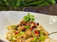 渤海湾海鲜老虎菜-长春凯悦酒店-品悦中餐厅