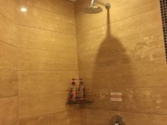 -绍兴鉴湖君澜大酒店