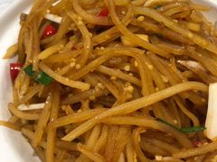 油渣香葱土豆丝-马凯餐厅(地安门店)