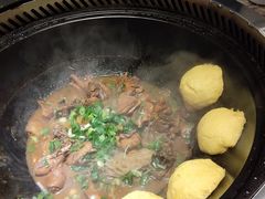-锅老头海鲜铁锅炖