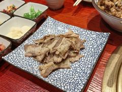 -喜牛烧肉酒场·黑金店(威高广场店)