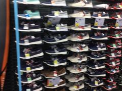 -迪卡侬(观山店)