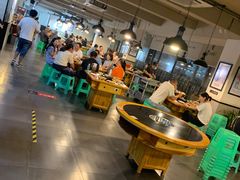 大堂-李子坝梁山鸡(李子坝大鸡哥店)