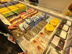 -好利来(上海长宁龙之梦店)