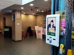 -麦当劳(乳山路店)