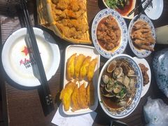 -爆炸头阿姨小四川正宗川味小吃(无任何分店)