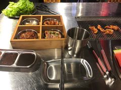 -马路牙子地桌烤肉(工体店)
