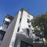 依山而建，满地马陆千足虫和栗子壳儿🌰