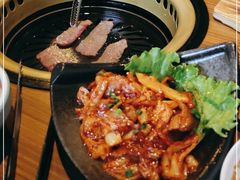 -炼火烤肉店