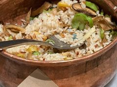 铜锅牛肝菌焖饭-中8楼风尚云南菜(颐堤港店)
