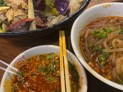 -万记麻辣烫国展总店